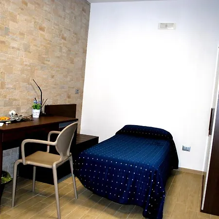 Piazza Dante 게스트하우스 타란토