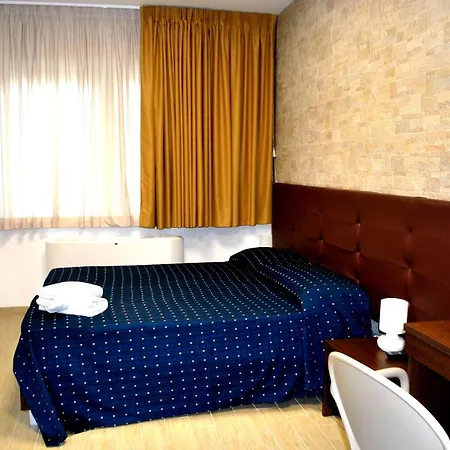 Piazza Dante 게스트하우스